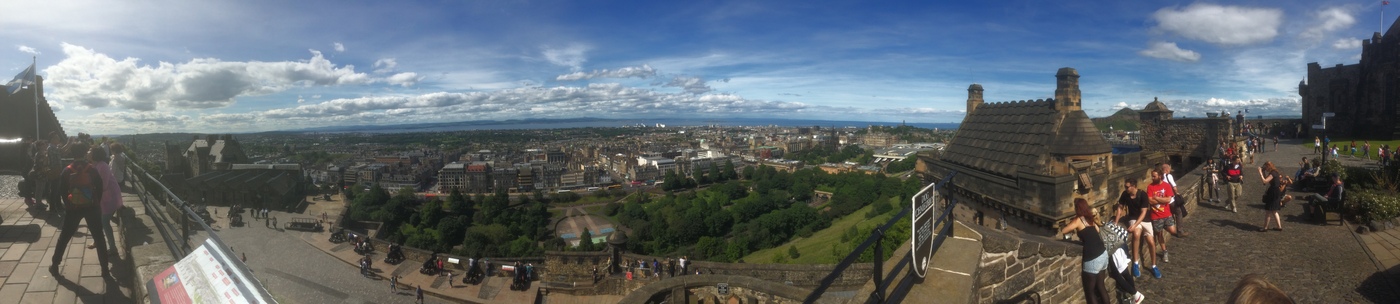Edinburgh pano