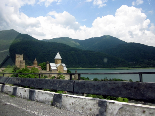 Ananuri viewed from the road