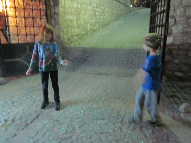 Cielo and Eero playing in dot lights