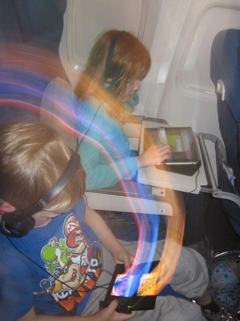 DS and iPad on the plane