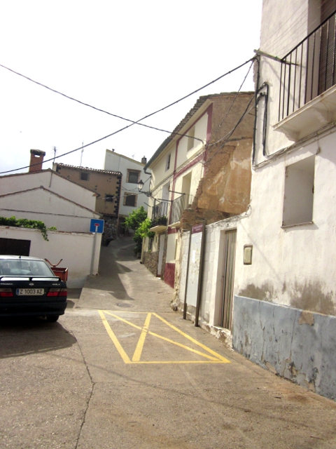 road with yellow no parking area