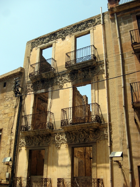 wall with no building