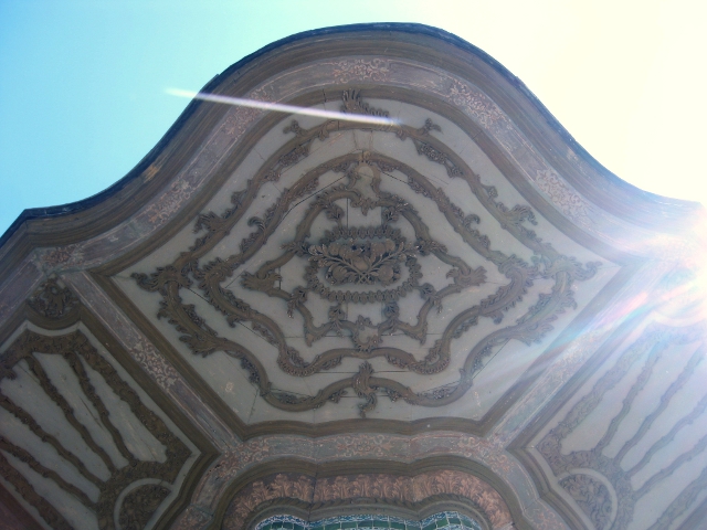 Fountain ceiling detail