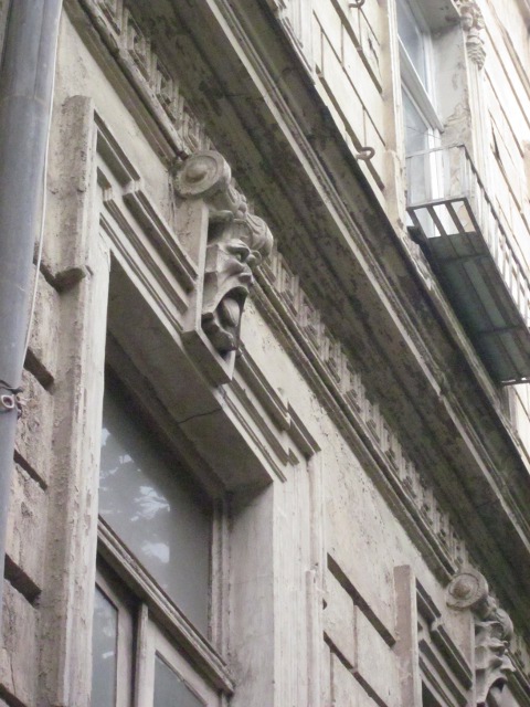 Amusing gargoyle