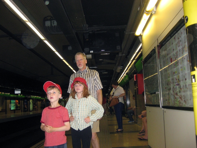 Eero, Cielo and Vernon in the metro